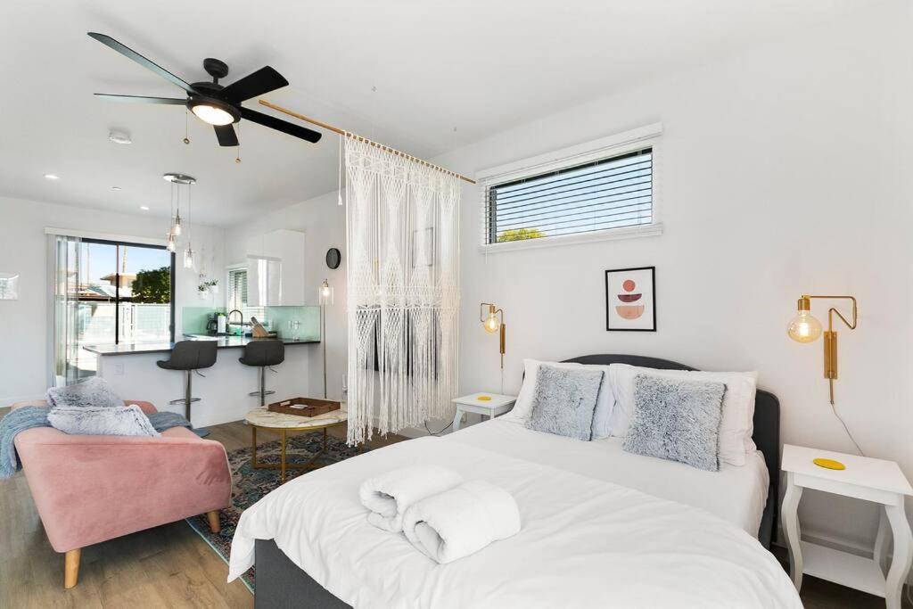 Large Studio Rooftop & Poolside - Walk To Old Town Scottsdale Eksteriør bilde